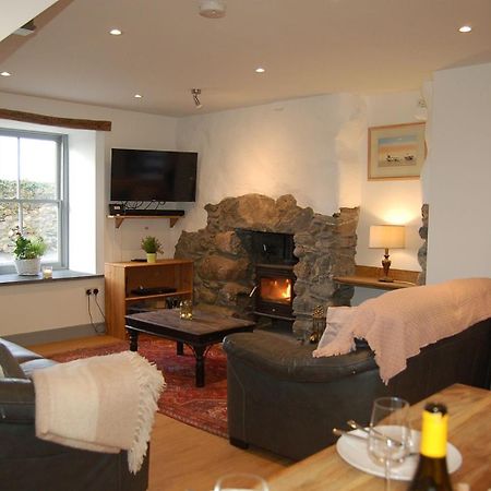 Ty Del - Beautiful Home In Tywyn Extérieur photo