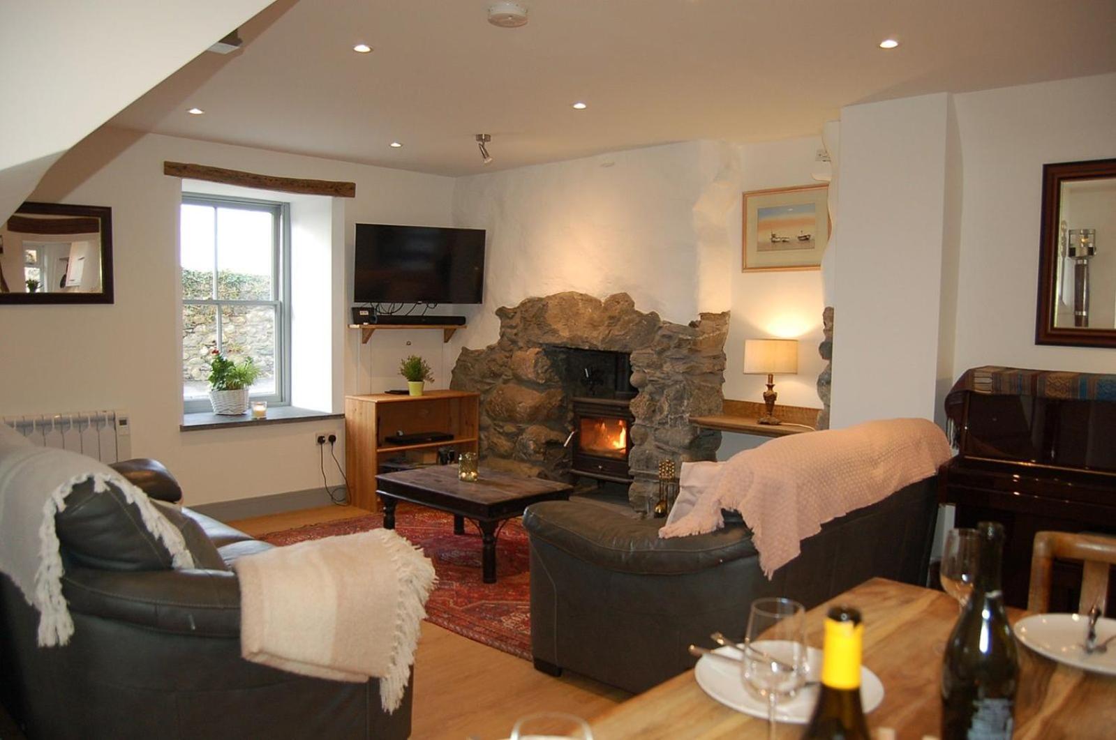 Ty Del - Beautiful Home In Tywyn Extérieur photo