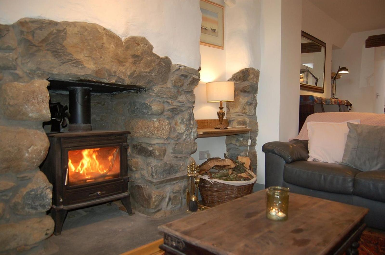 Ty Del - Beautiful Home In Tywyn Extérieur photo